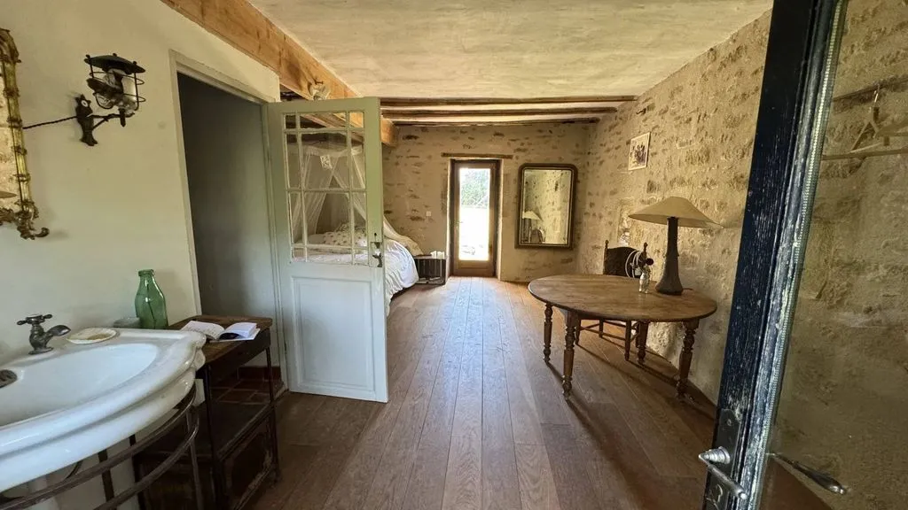 Vannitoad - Charming Domain with Pool near Autry Isards