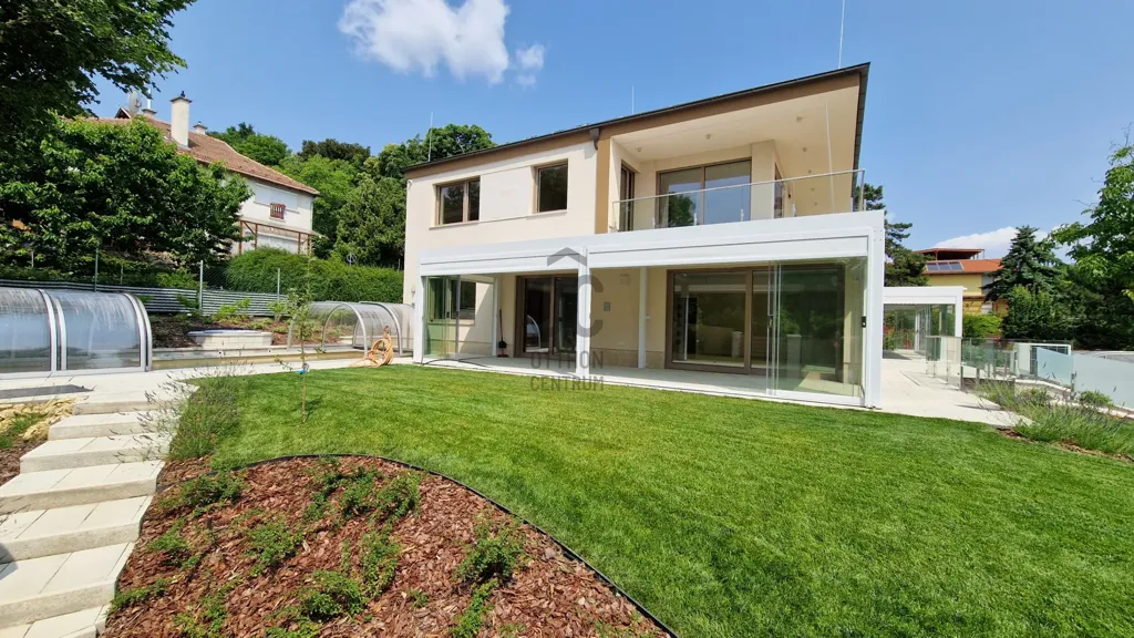 Välivaade - Luxury Duplex with Garden in Budapest III