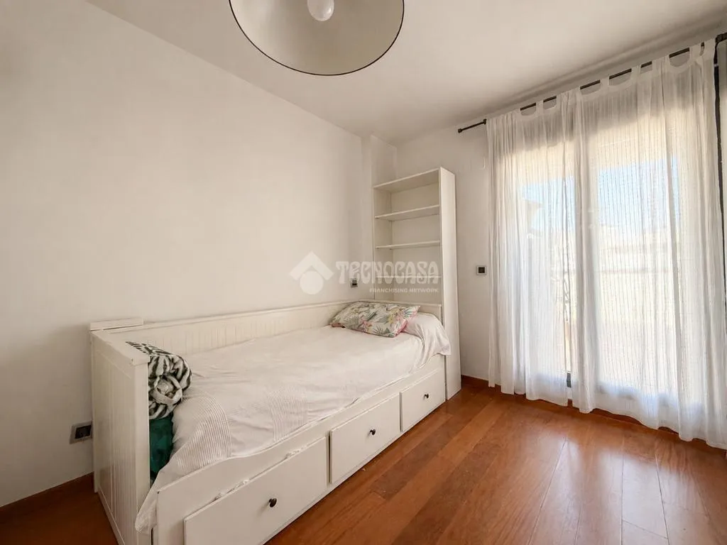 Bedrooms - Penthouse with Terraces in Montecarmelo, Madrid