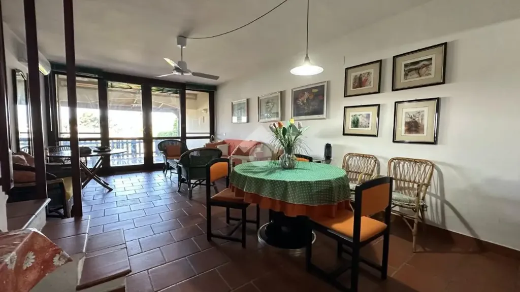 Salle à manger - Villa with Boat Docks near Sibari Lakes