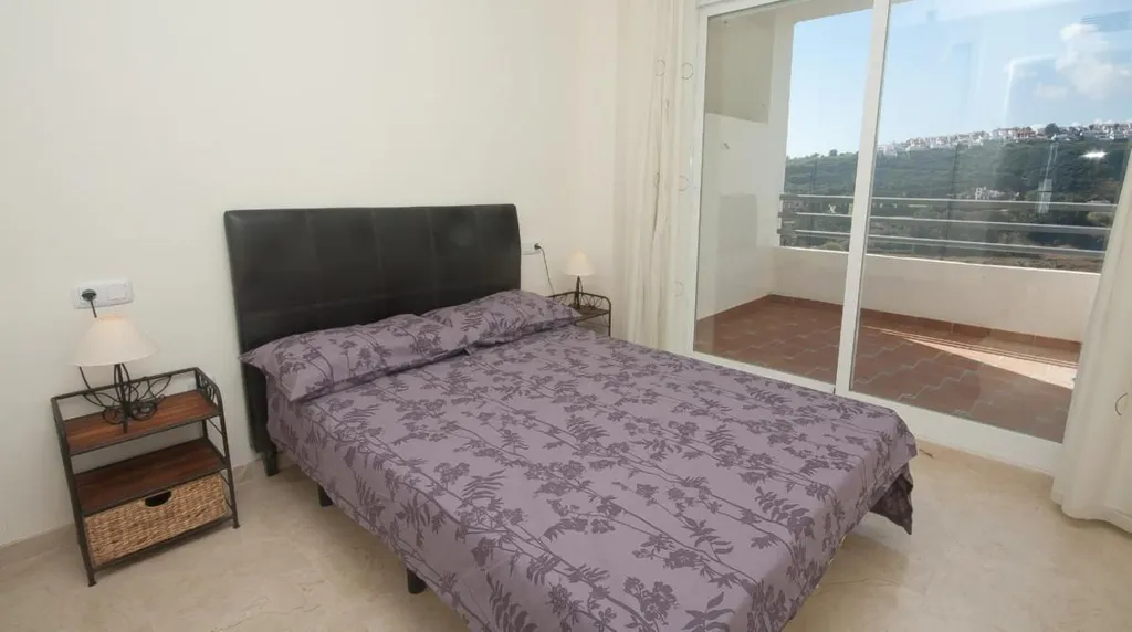 Chambres - 2-Bed Apartment with Terrace in La Duquesa, Manilva