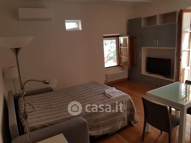 Chambres - Rustic Studio with Private Resede in Siena