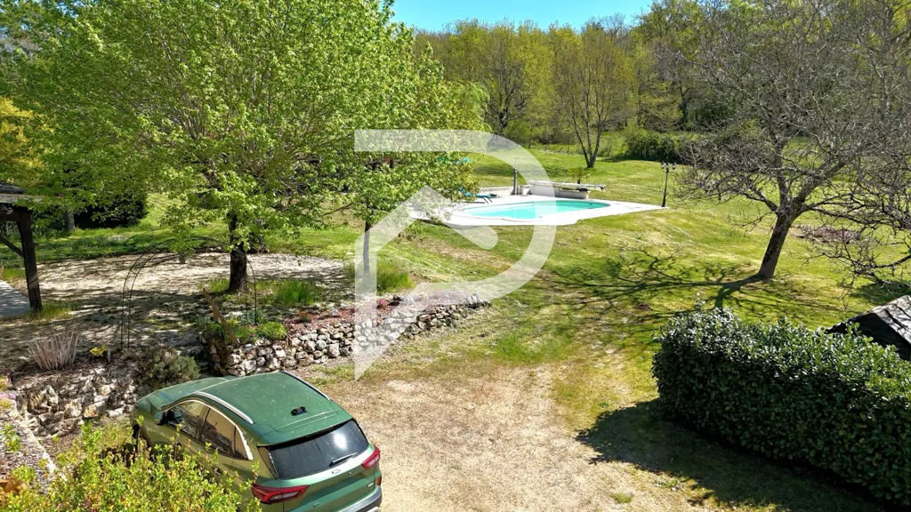 Õhuvaade - Traditional House with Pool in Bourgnac