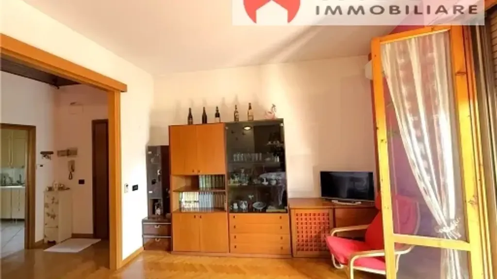 Elutuba - Apartment with Terraces in Scandicci