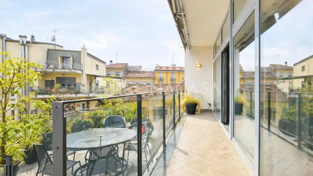 Balcon - Modern Apartment with Terrace in Milan
