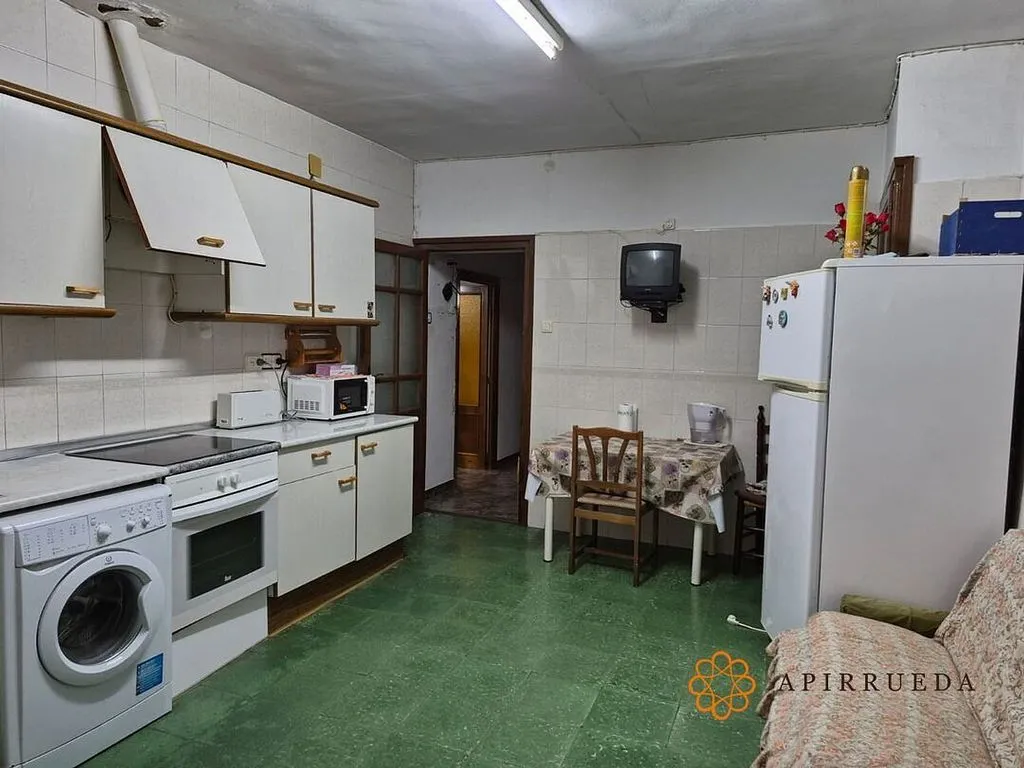 Cuisine - Traditional Chalet with Balcón in Alborge