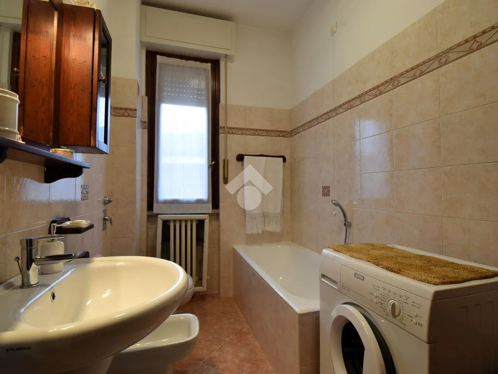 Salles de bain - Duplex Villa with Private Courtyard in Pieve Emanuele