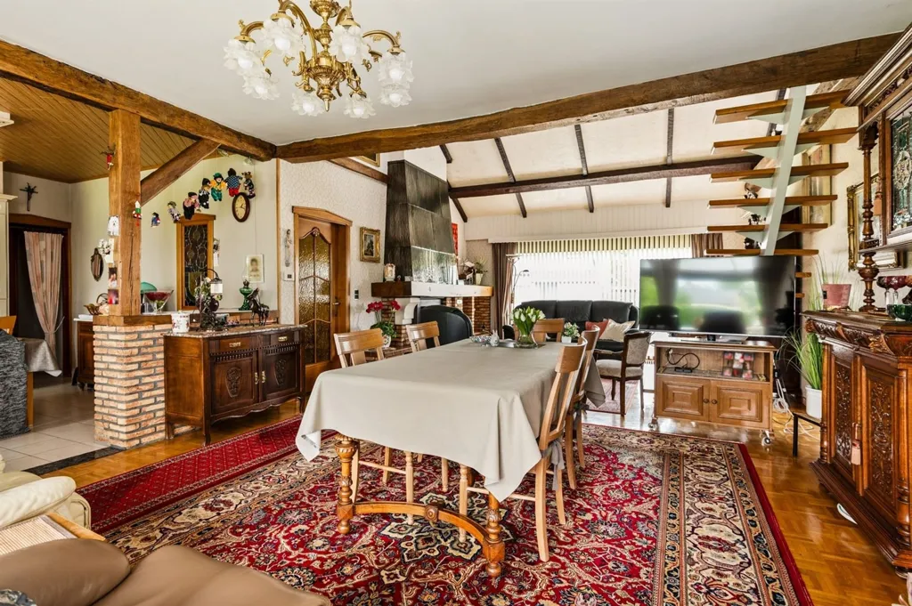 Salle à manger - Maison avec Terrasse et Garage à Westerlo