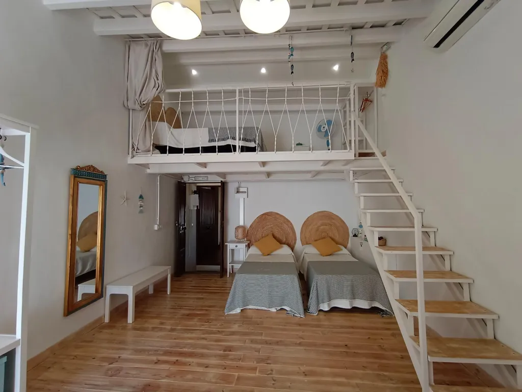 Chambres - Local commercial 9 pièces à Alicante/Alacant