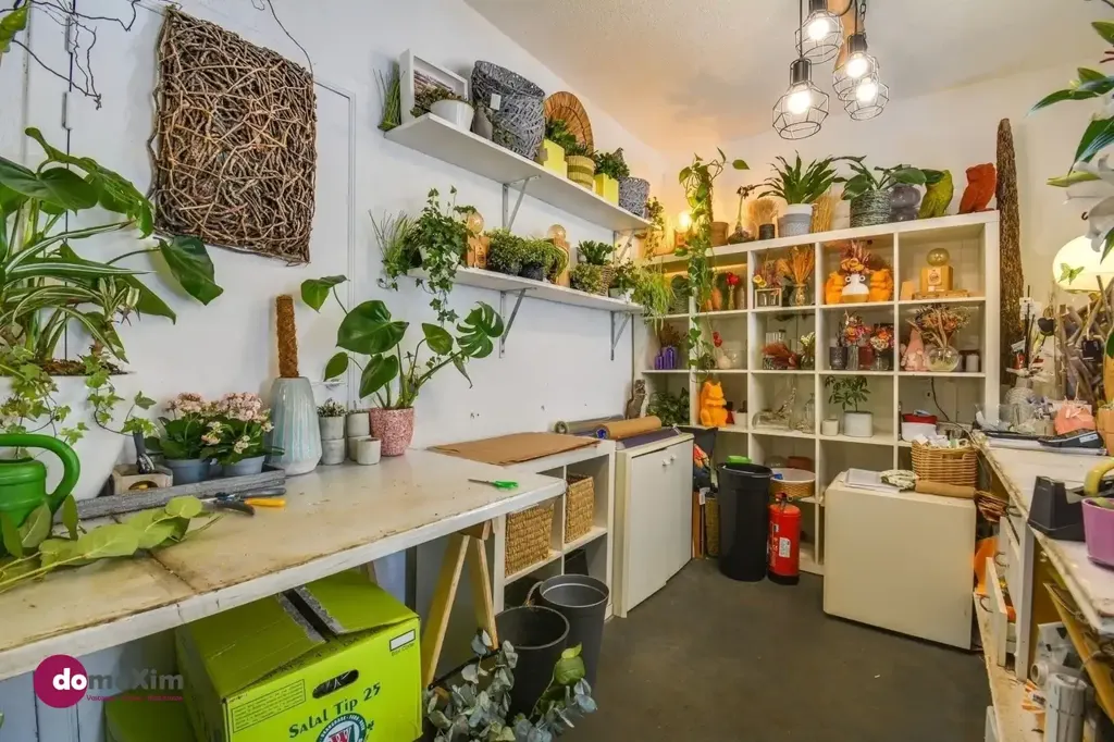 Lavanderia - Commercial Space with Residence in Kampenhout