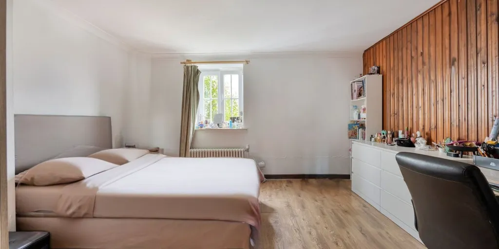 Magamistoad - Charming Three-Storey House with West Terrace in Overijse