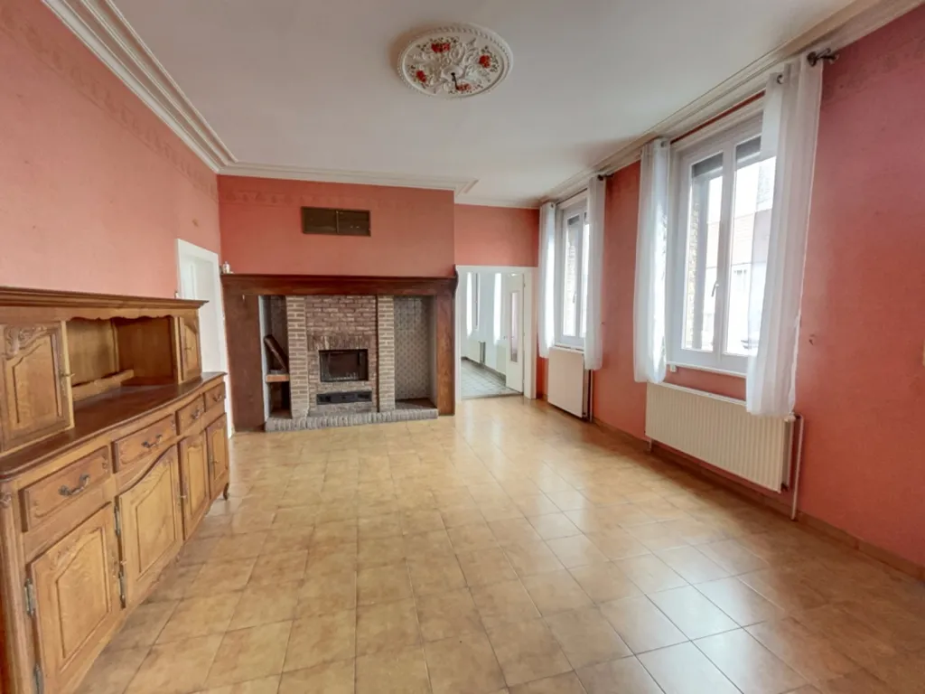 Elutuba - Character House with Veranda near Arques Centre