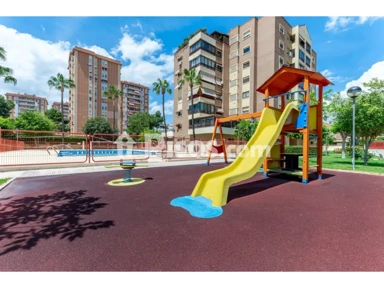 Jardin - Penthouse with 360° Views in Alicante