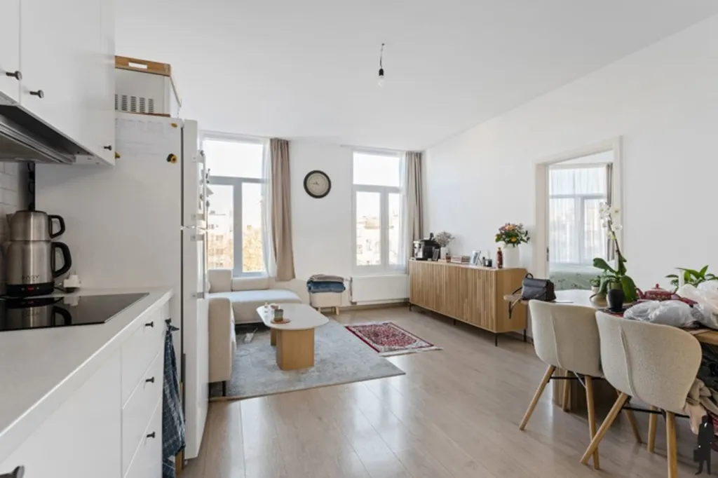 2 magamistoaga maja asukohas Antwerpen