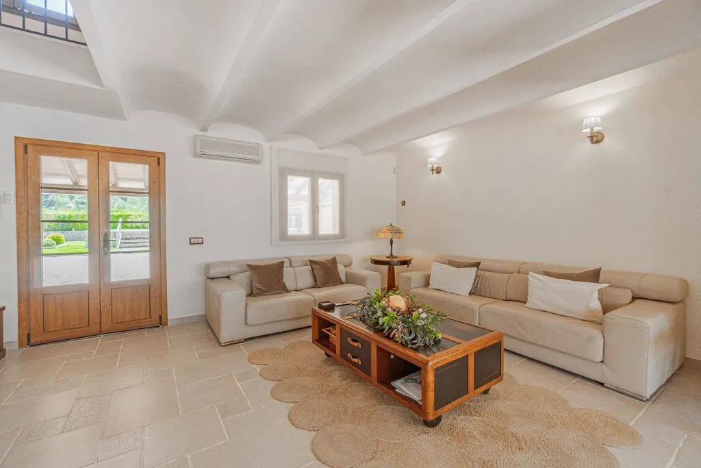 Living Room - Luxury Farmhouse with Pool in Calvià