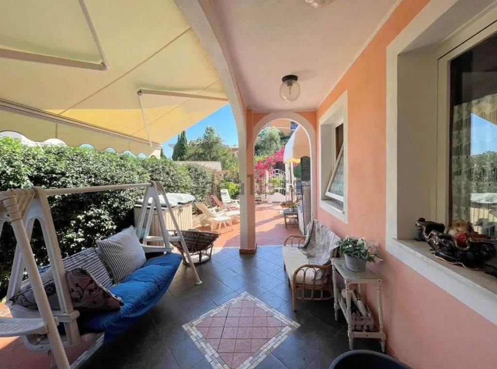 Terrass - Luxury Villa with Pool in Recco, Liguria