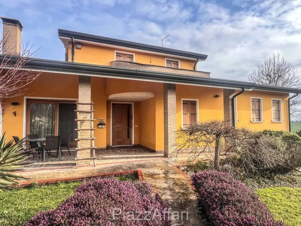 Välivaade - Luxury Villa with Private Garden in Brugine