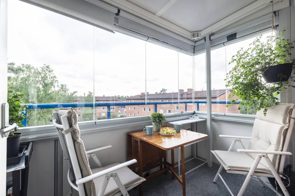 Balcon - Apartment with Large Balcony in Gustavsberg