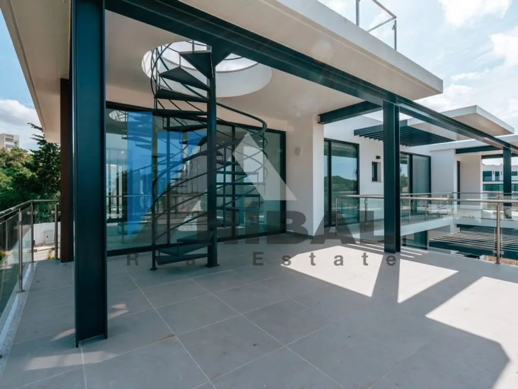 pool_area