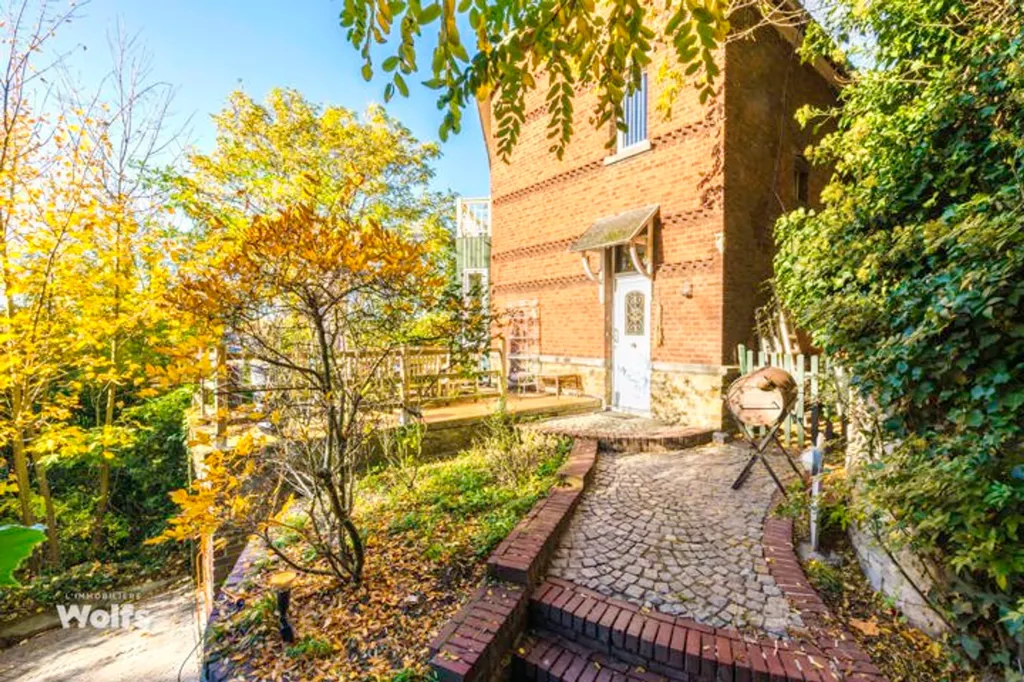 Jardin - Maison de Caractère avec Terrasses à Visé