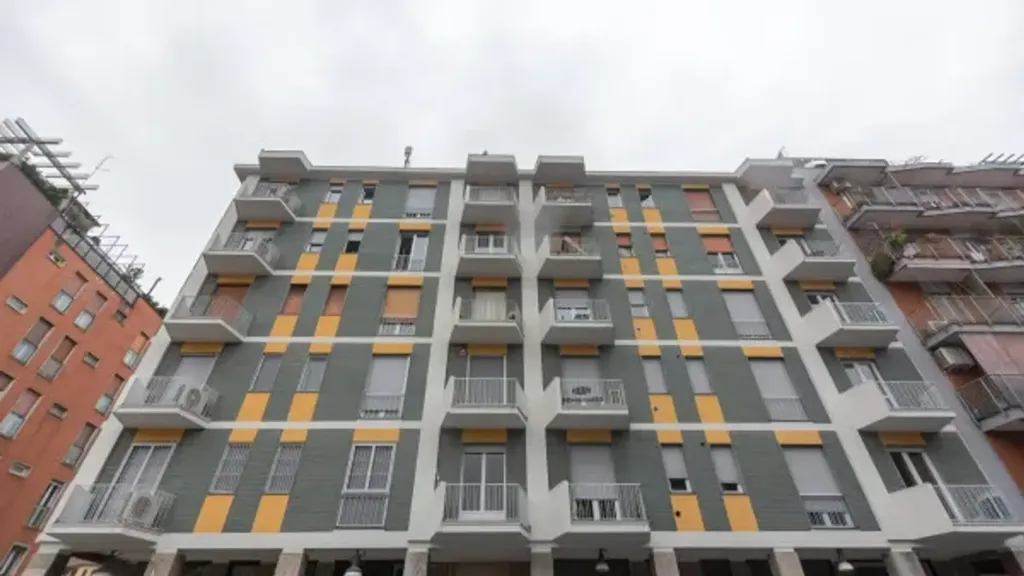 Välivaade - Fully Furnished Flat with Balcony in Milan