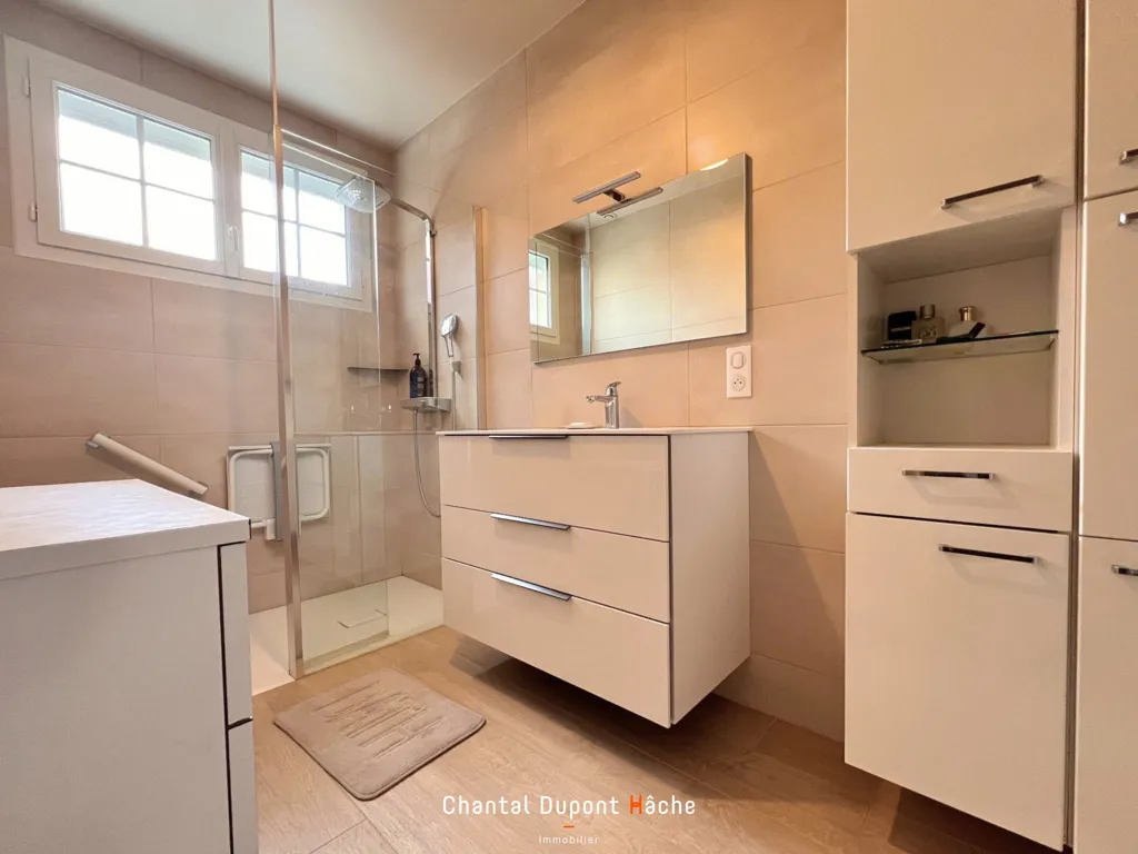 Vannitoad - Traditional House with Garden in Chartres Agglomeration
