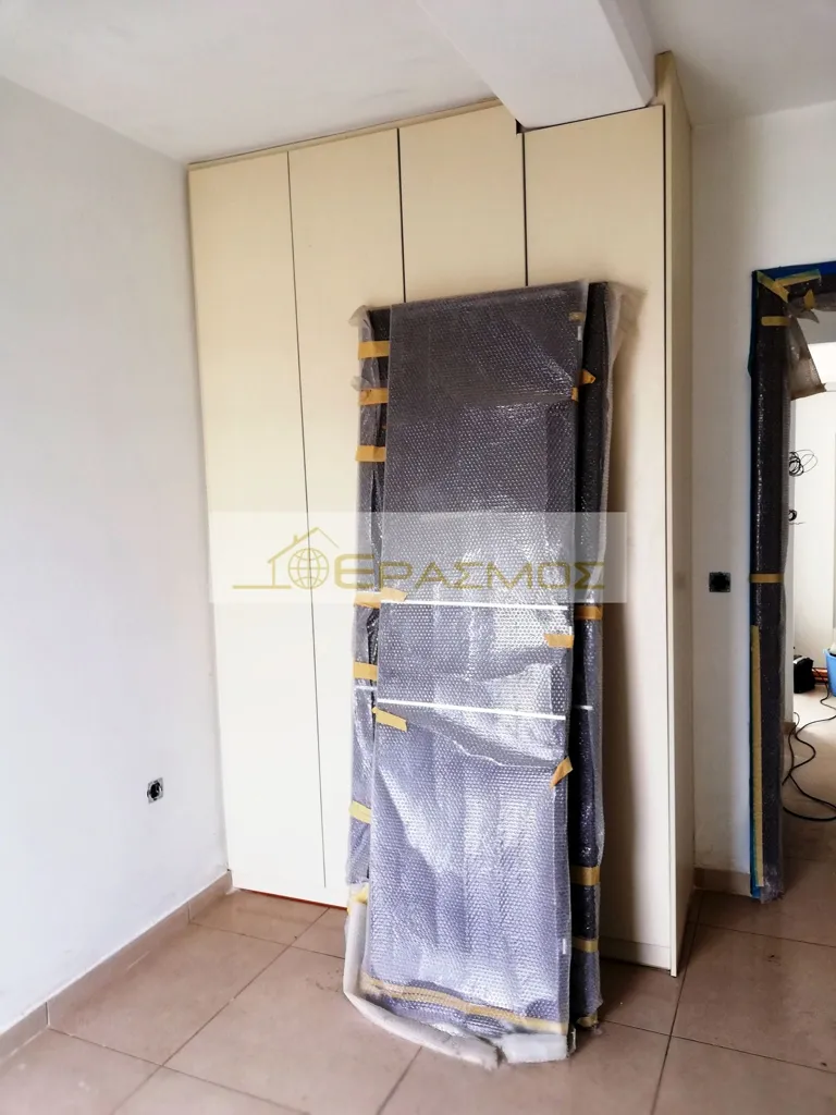 Stanze - 7-Bedroom Apartment with Acropolis View in Peristeri