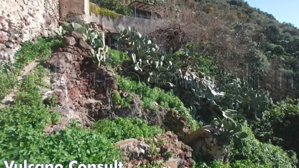 Jardin - Rustic Cottage with Panoramic View in Lipari