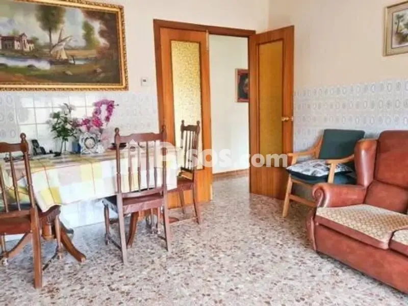 Söögituba - Rustic House with Large Yard in Cella