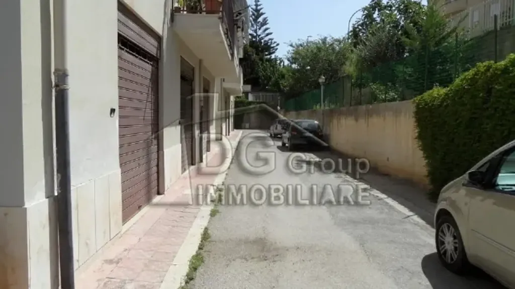Välivaade - Bright Apartment with Balcony in Alcamo
