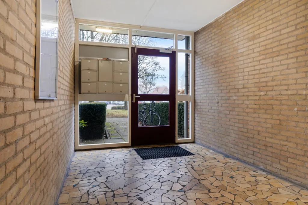 Esik - Top Floor Flat with Balconies in Apeldoorn