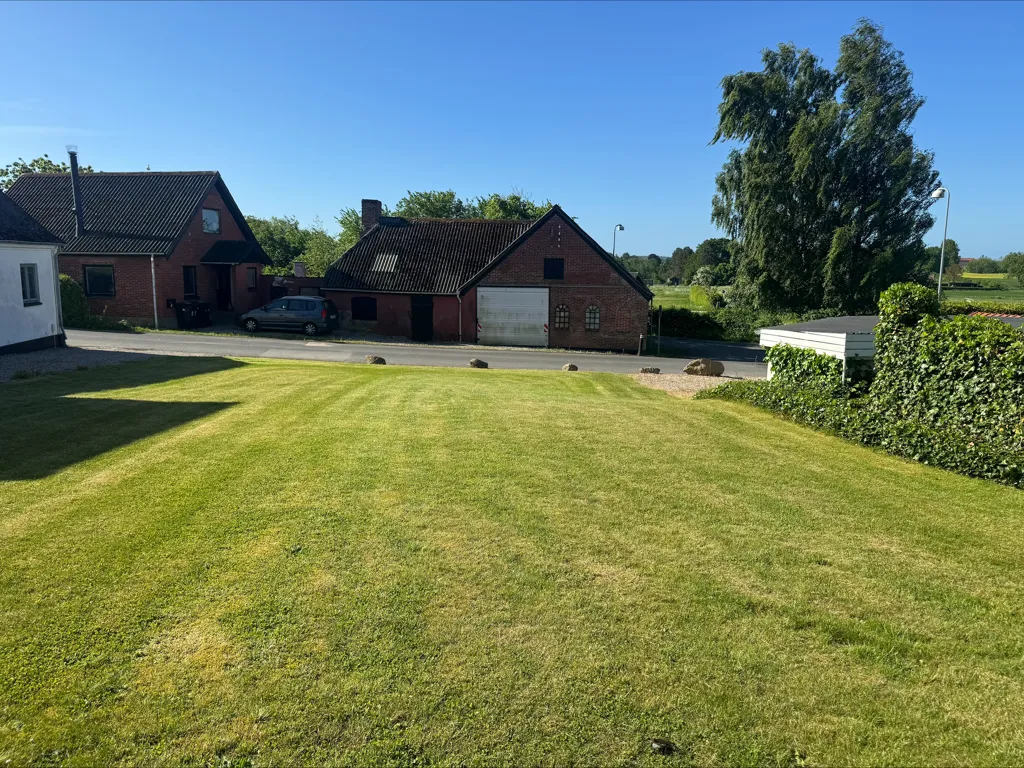 Aed - Villa with Countryside View in Hundtofte
