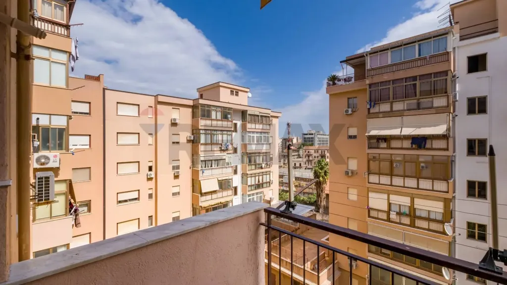 Rõdu - Spacious Apartment with Balcony in Palermo
