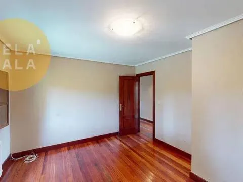 Magamistoad - Chalet with Extensive Land in Getxo