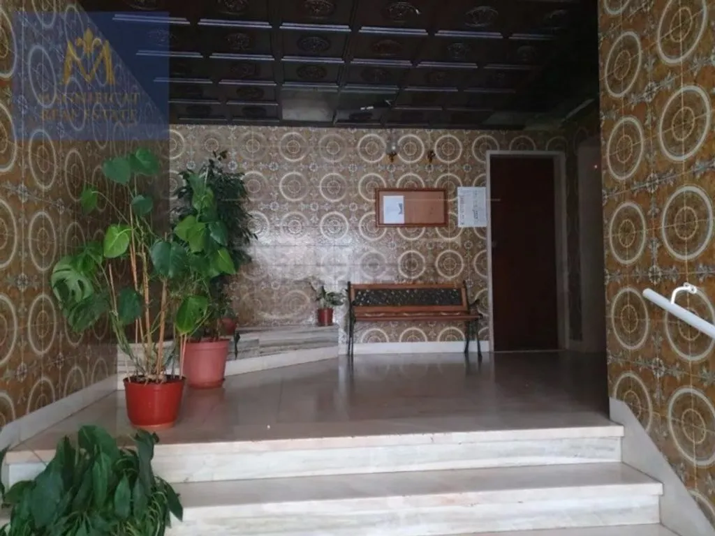 Entrée - Remodelled 2-Bedroom Apartment in Central Oeiras