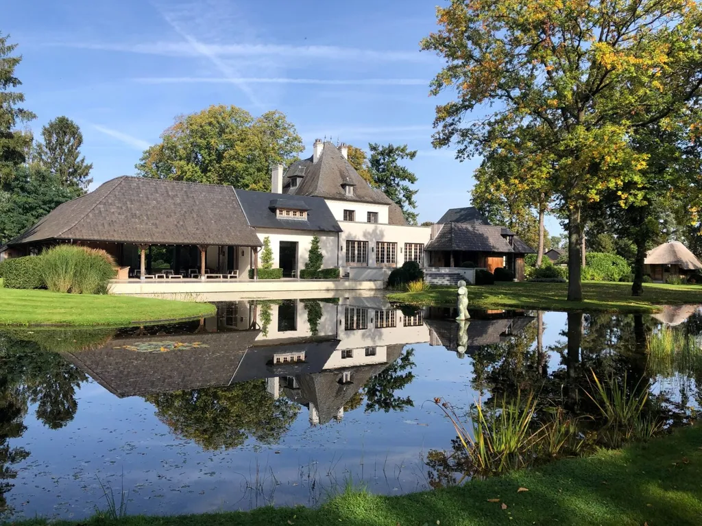 Extérieur - Villa Monumentale avec Piscine sur 1.2 Hectare à Neeroeteren
