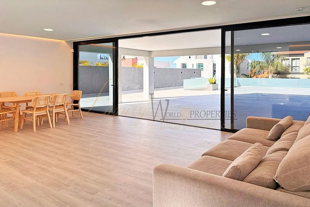 Elutuba - Modern Villa with Private Pool in El Madroñal