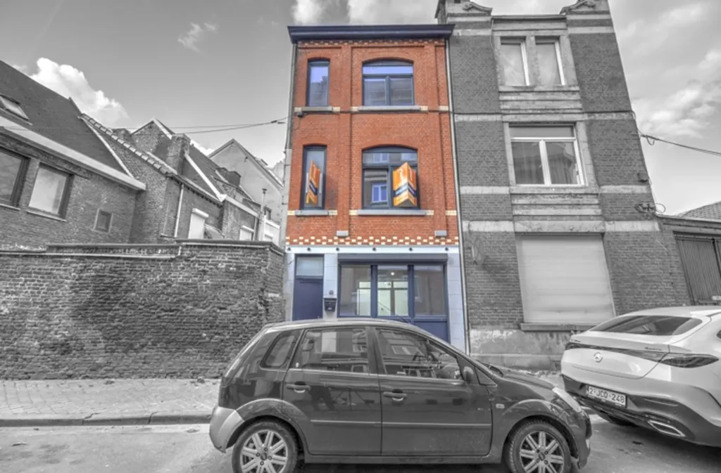 Välivaade - 3-Bedroom House with Terrace in Liège