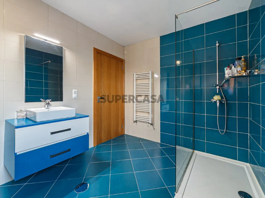 Vannitoad - Detached House with Pool in Fiães