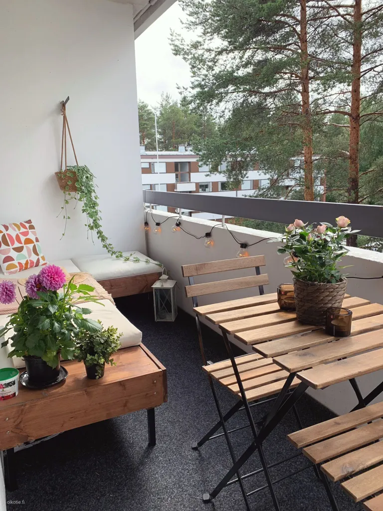 Balcon - Penthouse Apartment with Balcony in Lintula, Oulu