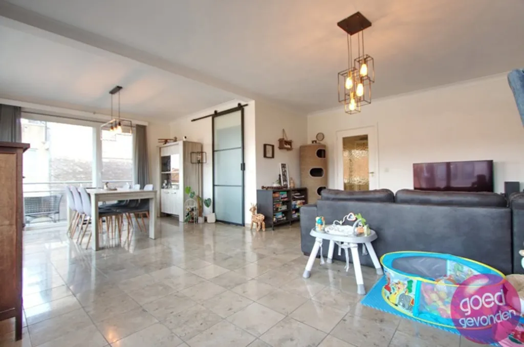 Séjour - Appartement avec terrasses et garage à Tongeren-Borgloon