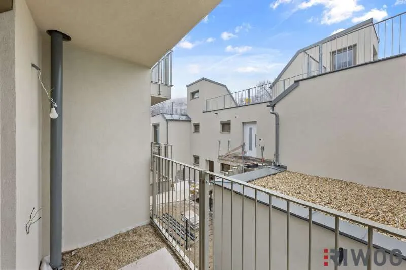 Balcon - Modern Apartment with Tech Features near U-Bahn