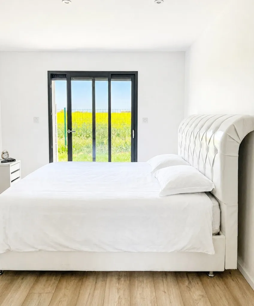 Chambres - Maison Neuve avec Piscine à Aiserey