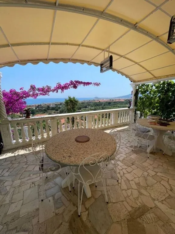 Terrass - Luxury Villa with Sea View in Ceriale