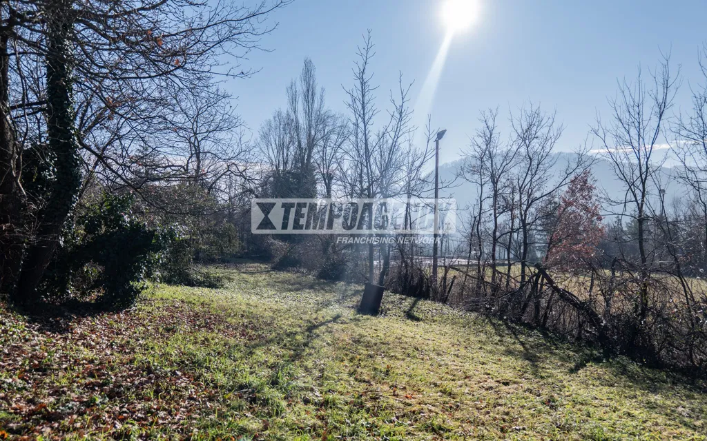 Aed - Multi-Level Warehouse with Land in Riccò