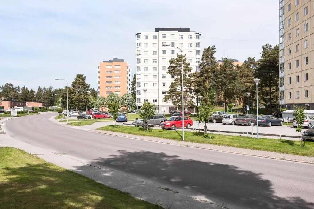 Extérieur - Stylish Apartment with Garden Access in Gavle