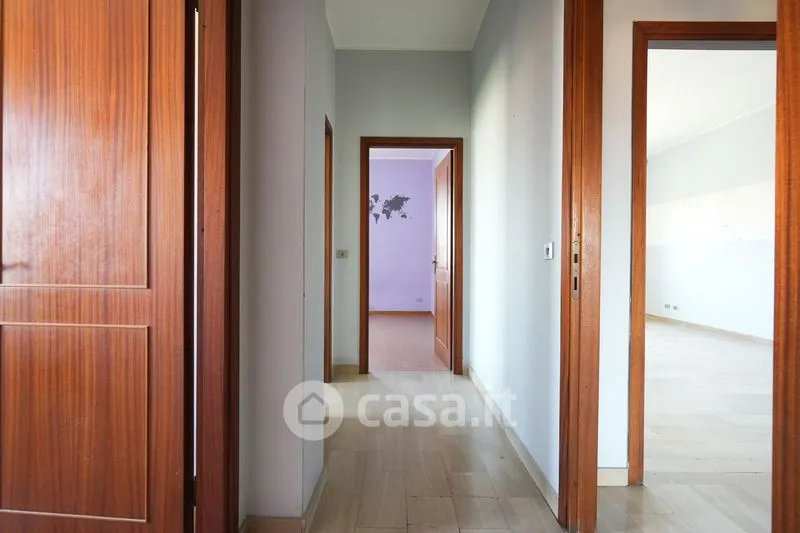 Esik - Apartment to Renovate with Balcony in Modena