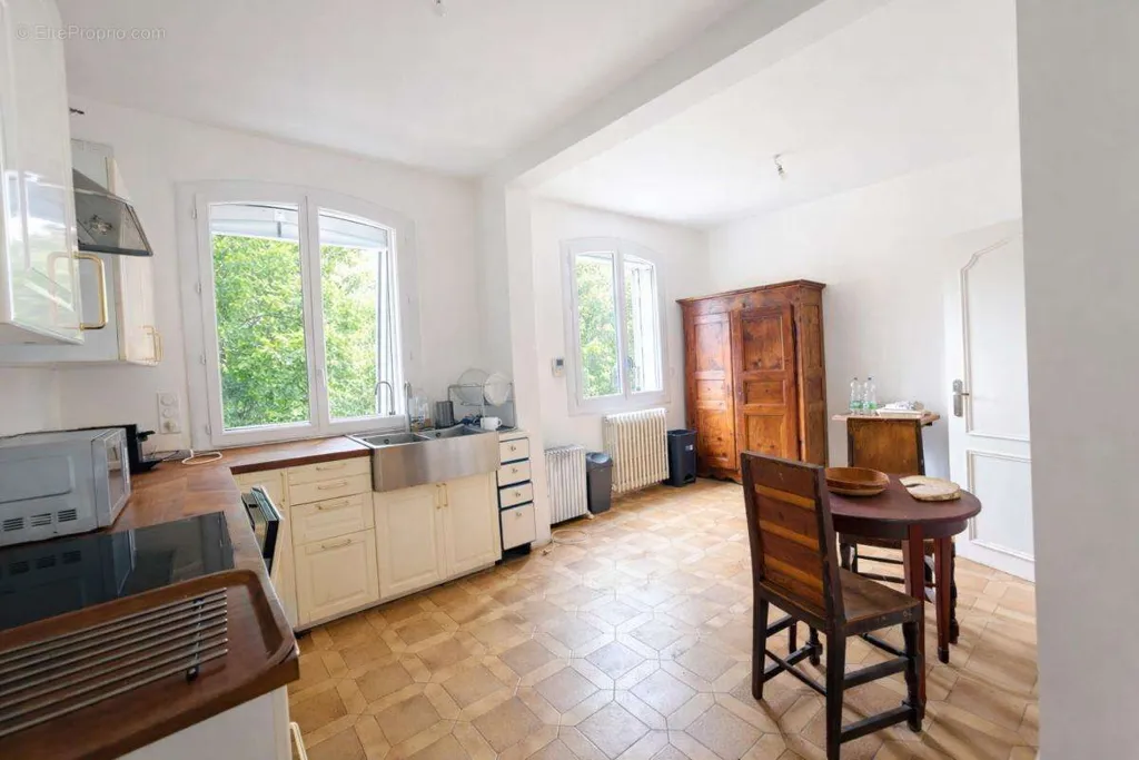 Köök - Boisée House with Garden in Montbazon