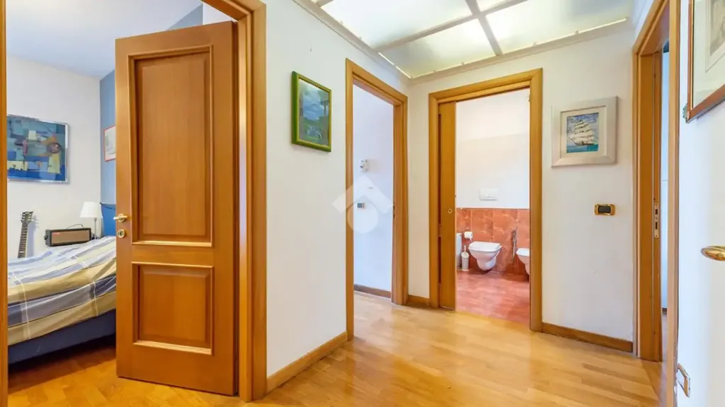 hallway_entrance