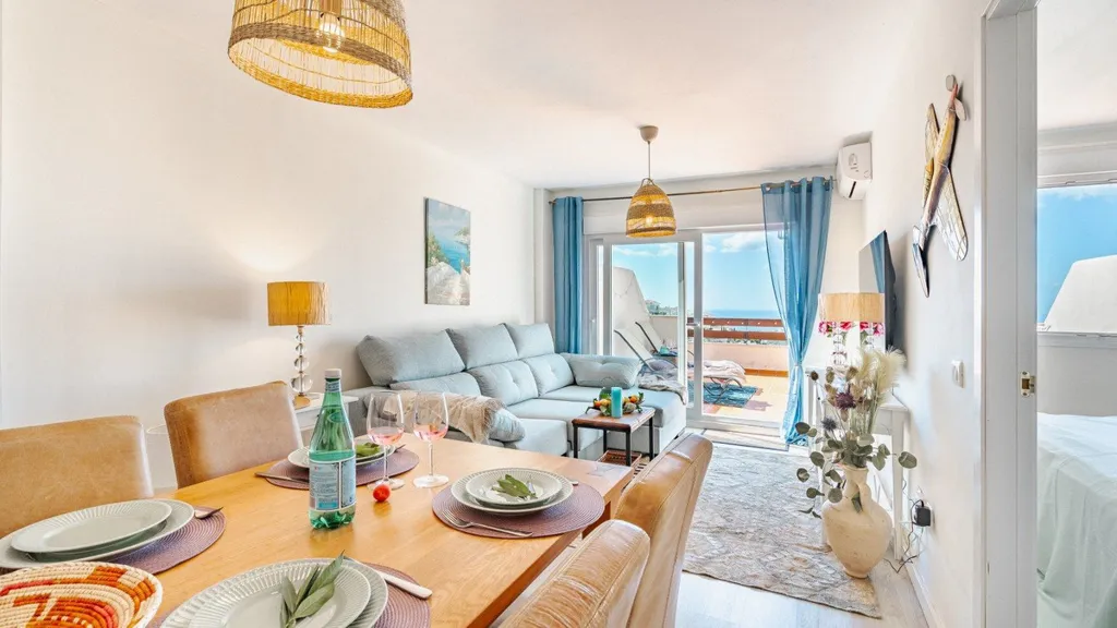 Sala da pranzo - Penthouse with Panoramic Views in Casares Playa